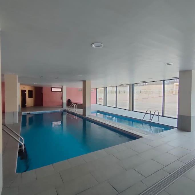 Luxurycambrils Resort&Spa Exteriör bild