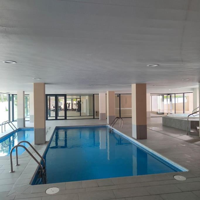 Luxurycambrils Resort&Spa Exteriör bild
