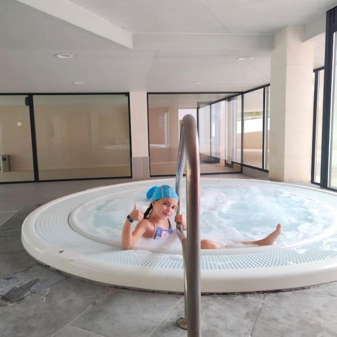 Luxurycambrils Resort&Spa Exteriör bild