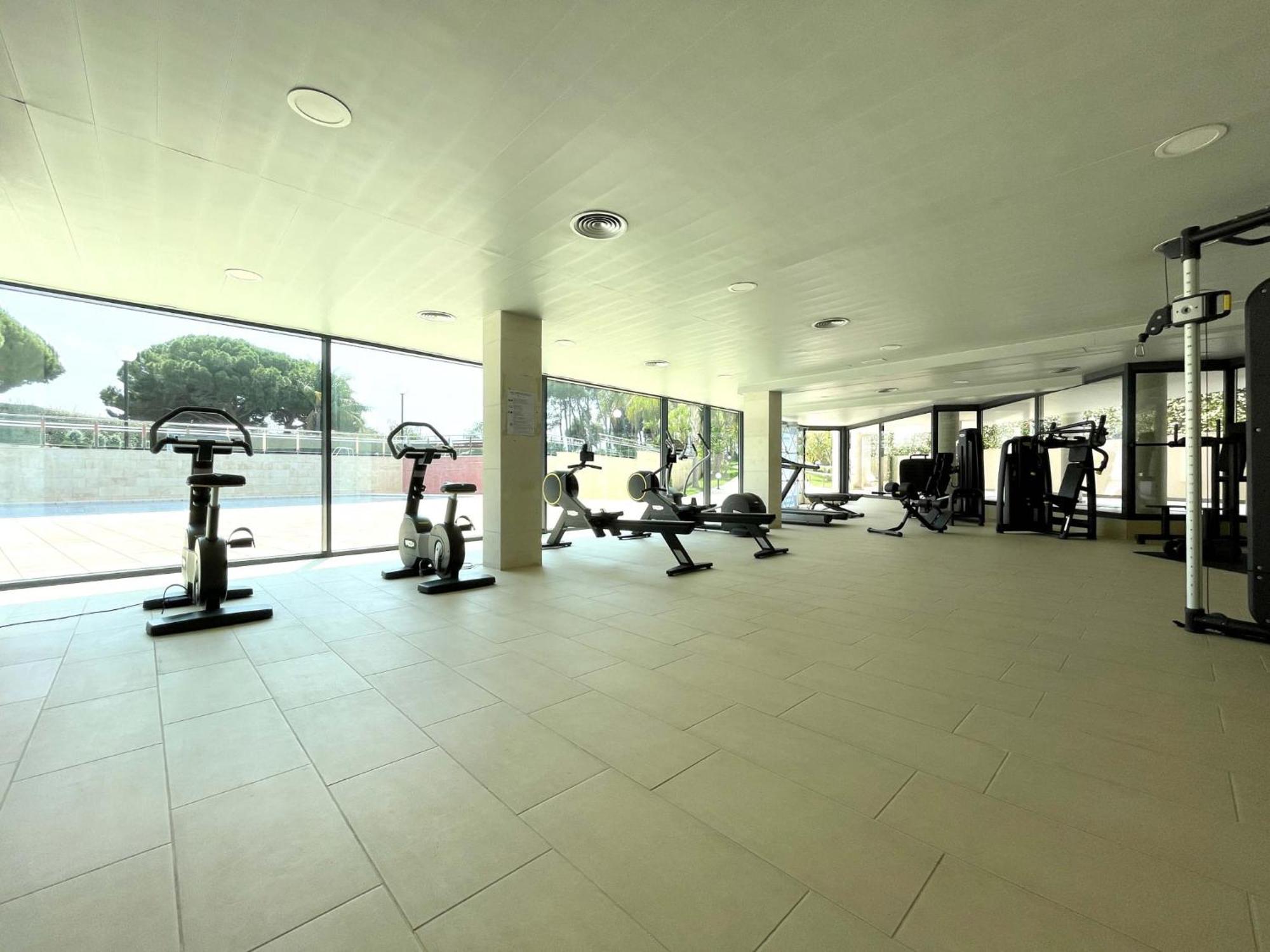 Luxurycambrils Resort&Spa Exteriör bild
