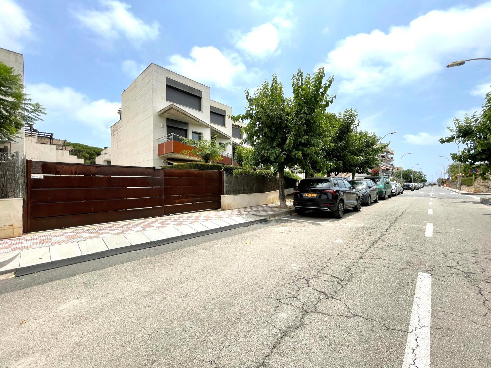 Luxurycambrils Resort&Spa Exteriör bild