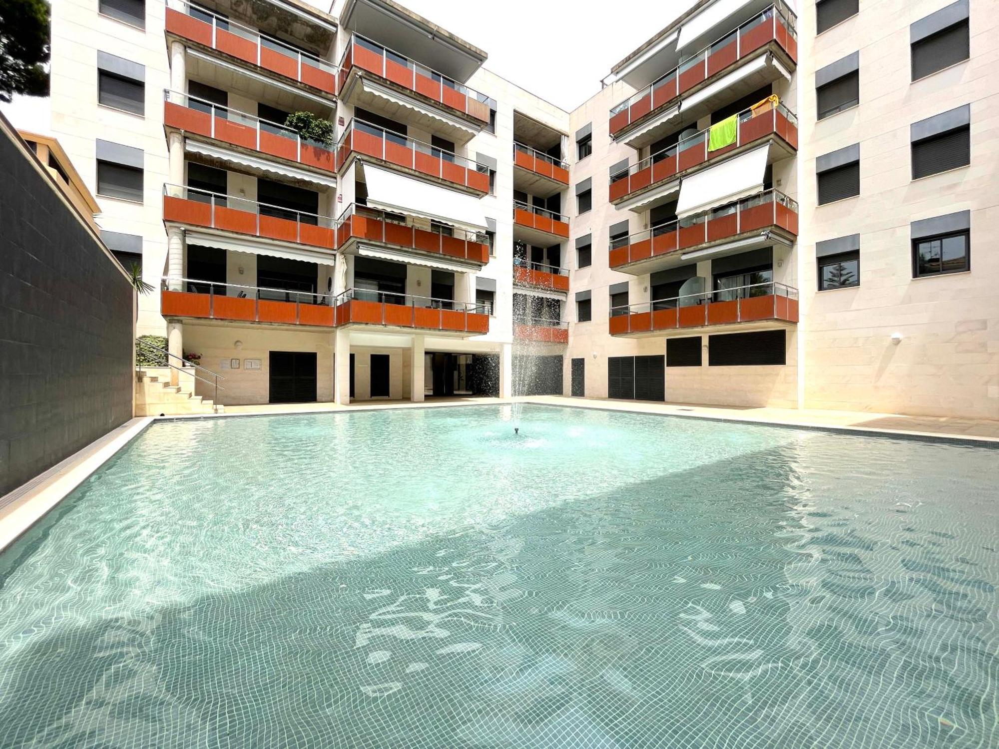 Luxurycambrils Resort&Spa Exteriör bild